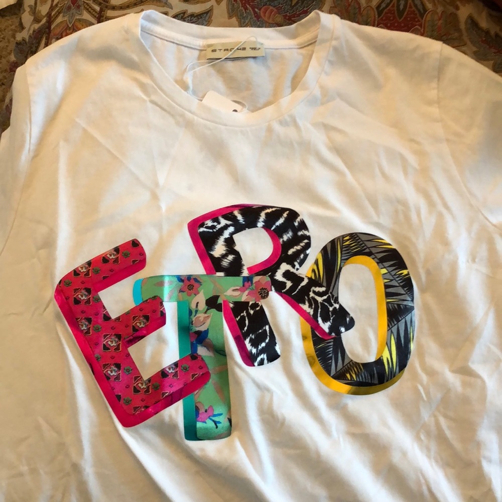 Etro brand new t shirt